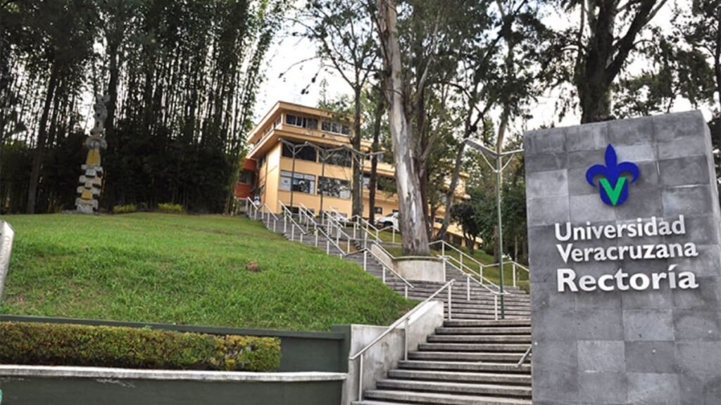 Universidad Veracruzana (UV)
